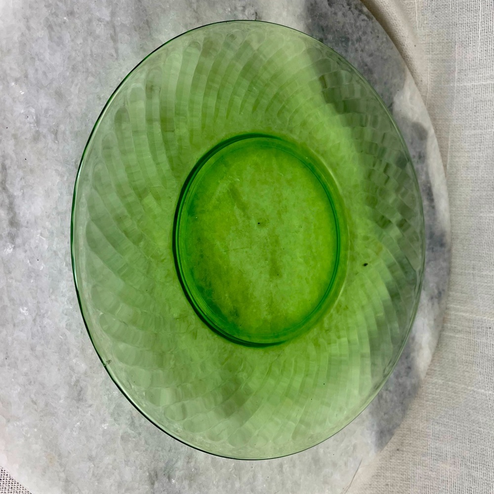 Vintage swirl uranium depression glass dessert plates set of 4
